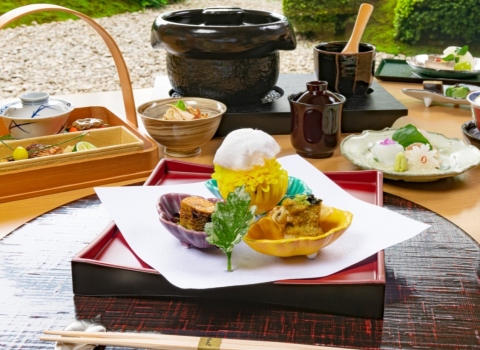 会席　昼のお献立