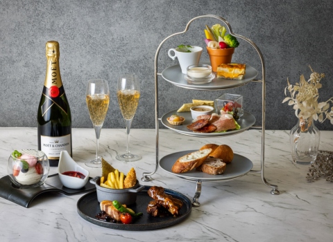 スカイラウンジ「ベイ・ビュー」 │ 横浜ベイシェラトン ホテル