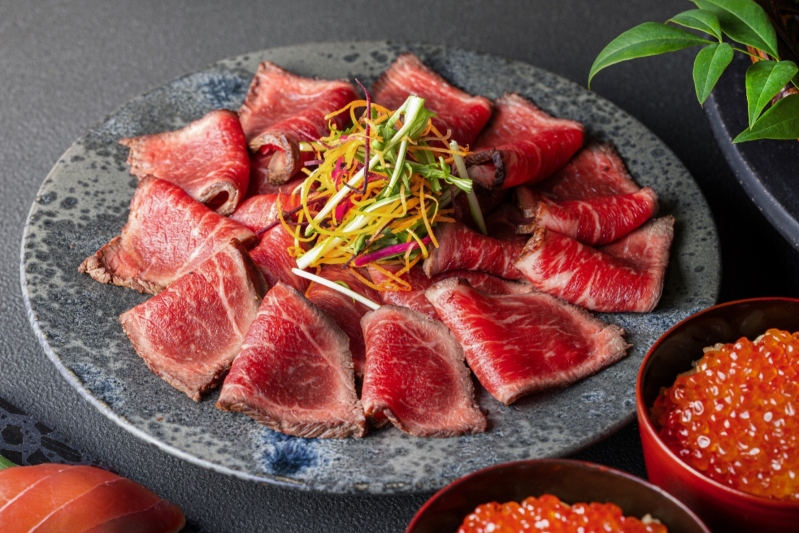 北海道産黒毛和牛e-びーふのタタキ