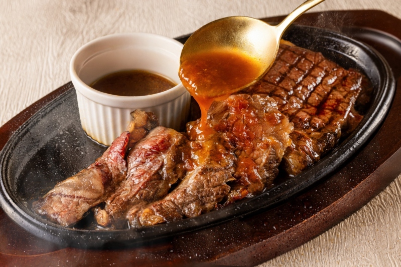 大沼牛の石焼ステーキ