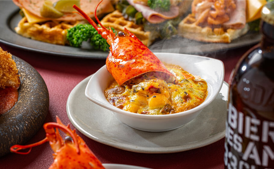 画像：オマール海老とホタテのグラチネ マッシュルーム風味