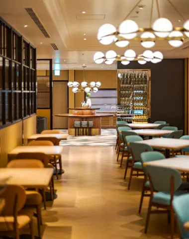 画像:オールデイダイニング「コンパス」内装 13