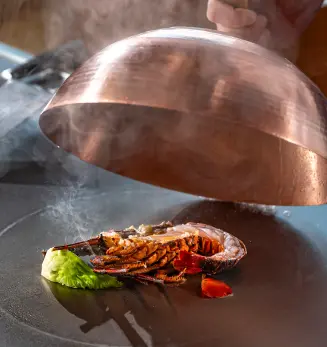 画像：鉄板焼「さがみ」の提供メニュー