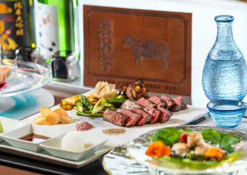 画像：鉄板焼「さがみ」の提供メニュー