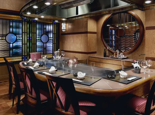 画像：鉄板焼「さがみ」の個室