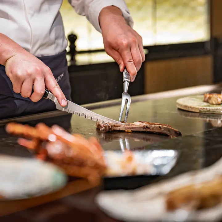 画像：鉄板割烹「山吹」の提供メニュー