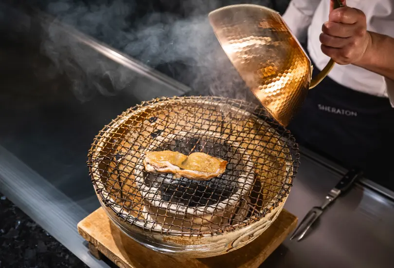 画像:鉄板割烹「山吹」の提供メニュー